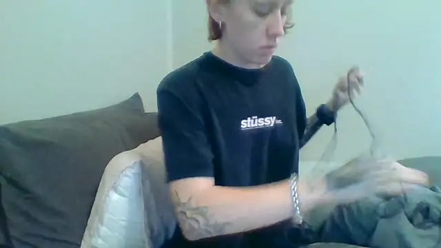 liltiddygoffwaifu online show from June 2026 02:01:01 AM