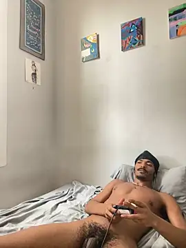 Snapshot of TRILLAHUNG chatting on September 2025 06:11:02 PM TRILLAHUNG online show from September 2025 06:11:02 PM