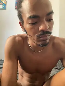 Snapshot of TRILLAHUNG chatting on October 2025 05:10:02 PM TRILLAHUNG online show from October 2025 05:10:02 PM