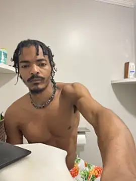 Snapshot of TRILLAHUNG chatting on October 2025 07:40:01 AM TRILLAHUNG online show from October 2025 07:40:01 AM