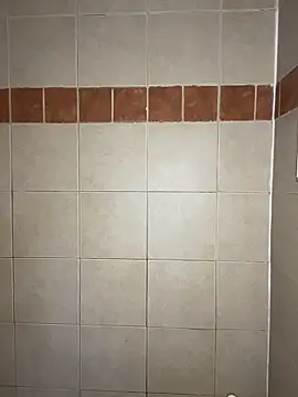 Snapshot of TRILLAHUNG chatting on November 2025 06:56:02 PM TRILLAHUNG online show from November 2025 06:56:02 PM