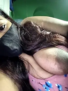 V-hot-swiet online show from October 2025 11:24:02 PM