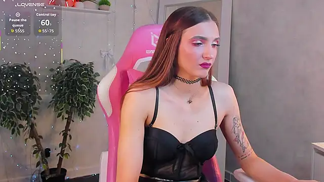Alisha Green online show from May 2026 09:25:02 AM