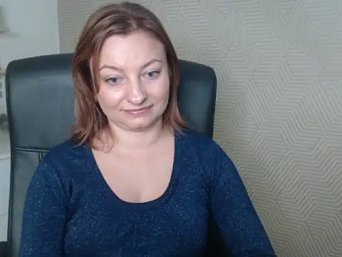 Snapshot of angelaSamt chatting on October 2025 06:45:01 AM angelaSamt online show from October 2025 06:45:01 AM