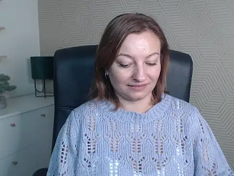 Snapshot of angelaSamt chatting on October 2025 05:30:01 AM angelaSamt online show from October 2025 05:30:01 AM