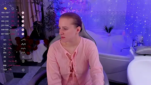 Snapshot of Alice_Cire chatting on February 2026 01:00:02 AM Alice Cire online show from February 2026 01:00:02 AM