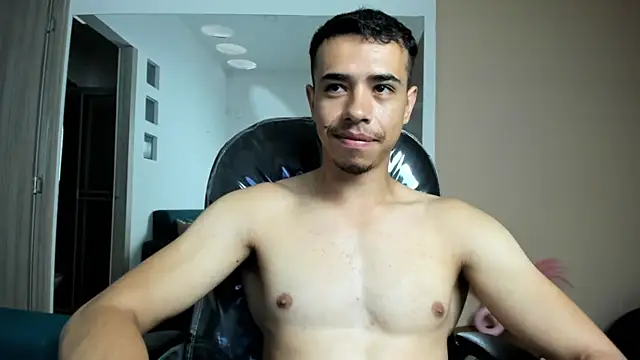 Muscle Scott online show from April 2026 02:59:01 PM