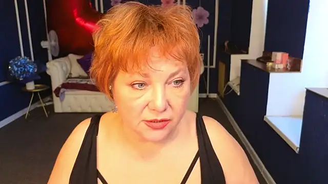 Kira Kenett online show from May 2026 04:40:02 AM