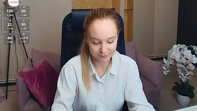 SoonMoor online show from December 2025 07:34:02 PM