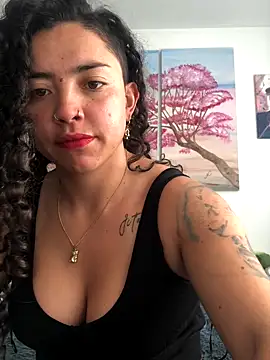 Paris 11 online show from October 2025 12:33:01 PM