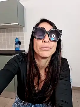 sexy7883 online show from May 2026 11:48:02 AM