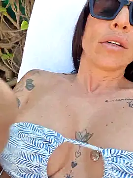 sexy7883 online show from May 2026 02:04:01 PM