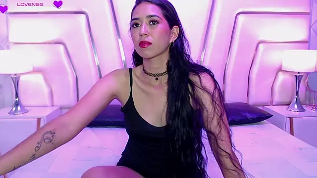 VioletPons online show from October 2025 07:38:02 PM