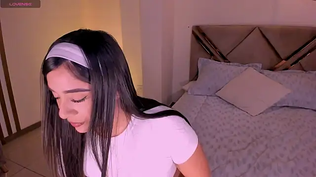 SussyBellX online show from February 2026 03:26:01 AM