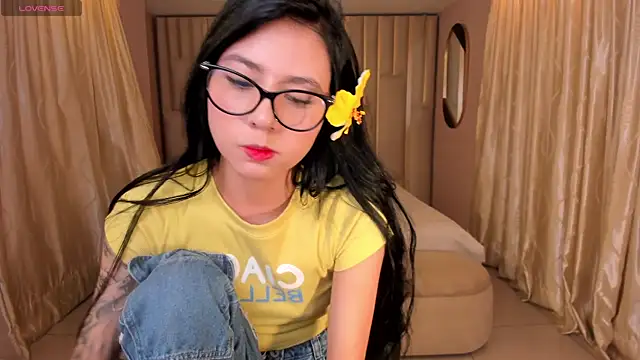 LaurentConnor online show from January 2026 11:52:02 PM