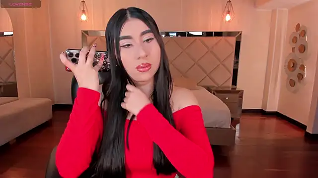 Snapshot of MayaMoretti_ chatting on February 2026 03:25:02 AM MayaMoretti online show from February 2026 03:25:02 AM