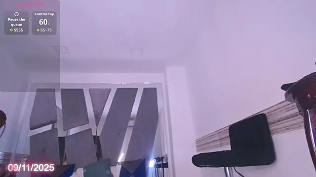 Snapshot of shantal_chocolet chatting on November 2025 09:13:01 PM shantal chocolet online show from November 2025 09:13:01 PM