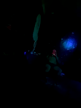 Snapshot of johnboones10 chatting on October 2025 06:02:02 AM johnboones10 online show from October 2025 06:02:02 AM