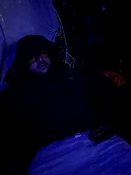 Snapshot of johnboones10 chatting on December 2025 08:49:02 PM johnboones10 online show from December 2025 08:49:02 PM