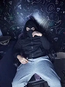 Snapshot of johnboones10 chatting on December 2025 06:24:02 PM johnboones10 online show from December 2025 06:24:02 PM