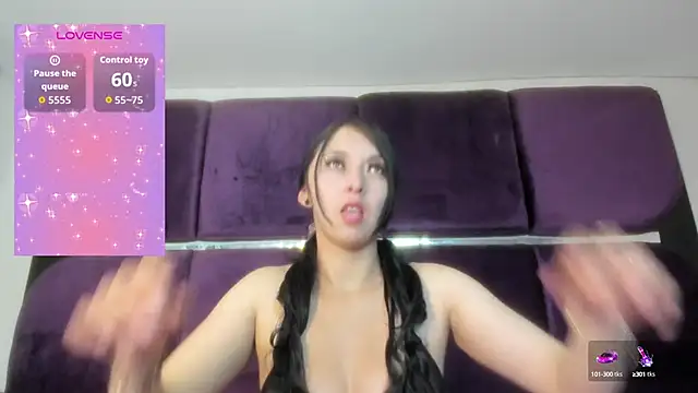 Noah Rossi  online show from September 2025 04:23:01 AM