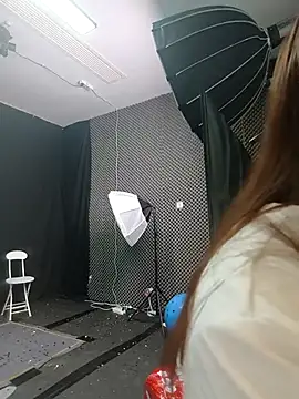 Xxq-20 online show from October 2025 07:19:01 AM