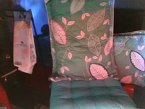 Bindeptrai77 online show from September 2025 05:47:02 PM