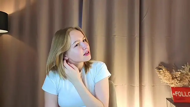 VinnieSerrano online show from September 2025 01:11:02 PM