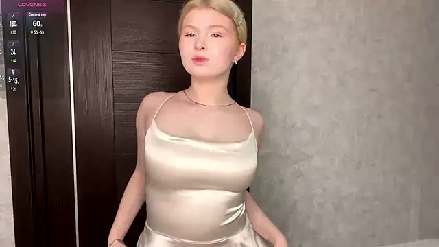 ShontaWasilko online show from April 2026 06:27:02 PM