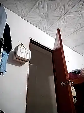 Angelly ricura online show from December 2025 11:56:01 PM