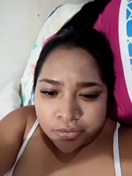 Angelly ricura online show from July 2026 03:45:01 AM