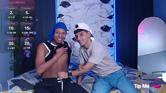 Snapshot of SpicyBoys_X chatting on September 2025 09:25:02 PM SpicyBoys X online show from September 2025 09:25:02 PM