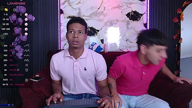 Snapshot of SpicyBoys_X chatting on November 2025 09:00:02 PM SpicyBoys X online show from November 2025 09:00:02 PM