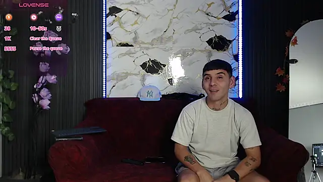 Snapshot of SpicyBoys_X chatting on January 2026 11:29:01 PM SpicyBoys X online show from January 2026 11:29:01 PM