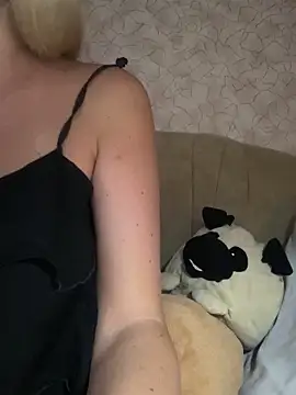 Nikihot   online show from September 2025 11:10:02 AM