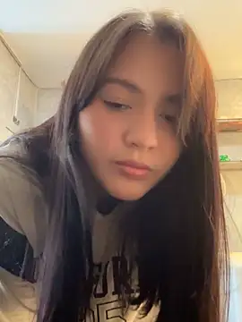 Snapshot of Angeldusttt chatting on September 2025 06:10:01 PM Angeldusttt online show from September 2025 06:10:01 PM