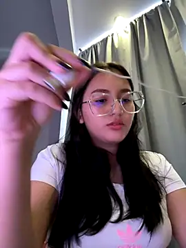 Snapshot of Angeldusttt chatting on September 2025 04:54:02 PM Angeldusttt online show from September 2025 04:54:02 PM