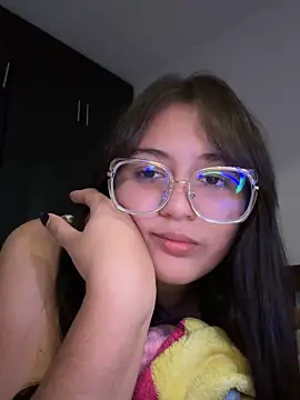 Snapshot of Angeldusttt chatting on September 2025 05:28:01 PM Angeldusttt online show from September 2025 05:28:01 PM