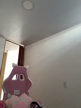 Snapshot of Angeldusttt chatting on October 2025 03:46:02 PM Angeldusttt online show from October 2025 03:46:02 PM