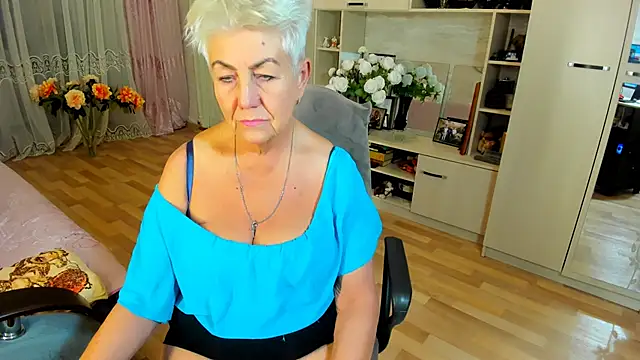 HotandMature online show from January 2026 02:32:01 PM