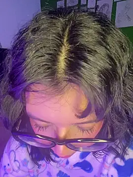 Valen-Foxx online show from September 2025 05:18:02 AM