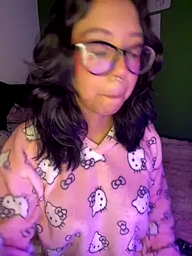 Valen-Foxx online show from September 2025 05:18:02 AM