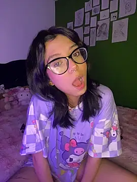 Valen-Foxx online show from September 2025 05:34:01 AM