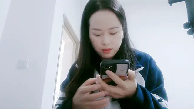 Snapshot of HY-21 chatting on November 2025 06:15:02 AM HY-21 online show from November 2025 06:15:02 AM