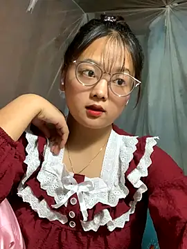 July-y online show from September 2025 03:00:02 PM