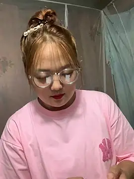 July-y online show from October 2025 01:53:02 PM