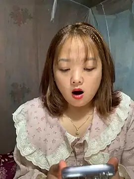 July-y online show from October 2025 03:07:01 AM