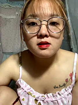 July-y online show from October 2025 01:50:02 AM