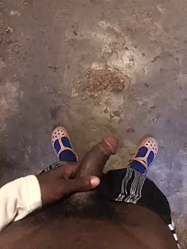 Snapshot of Madlabantu02 chatting on March 2026 04:20:01 AM Madlabantu02 online show from March 2026 04:20:01 AM