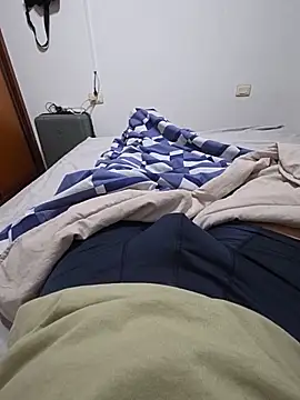 Elcurvo69 online show from May 2026 09:33:02 PM
